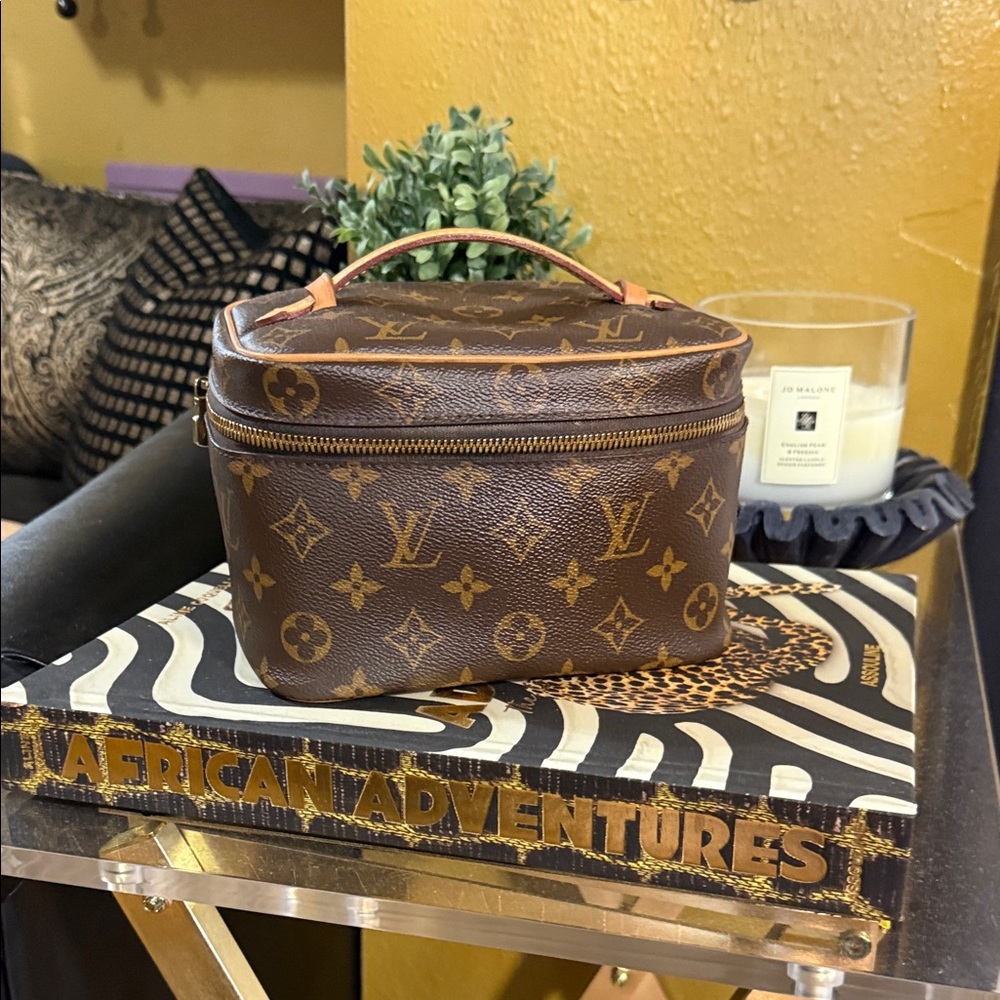 Louis Vuitton Nice Mini Makeup Bag